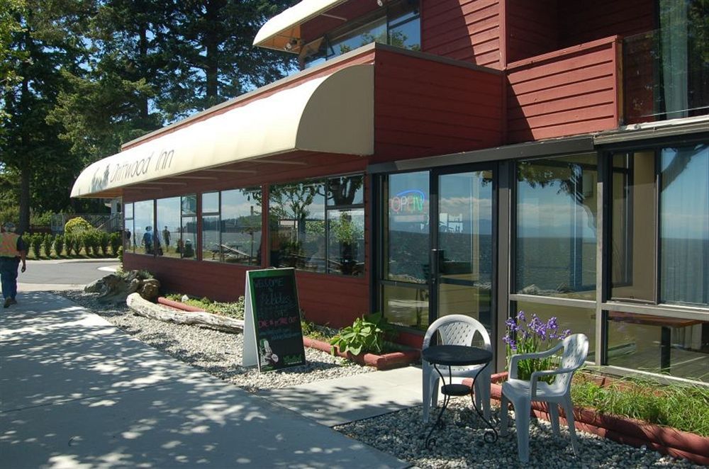 Driftwood Inn Sechelt Eksteriør bilde
